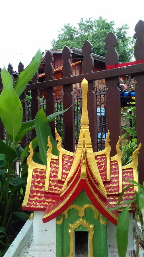 Villay Vanh Place House Luang Prabang Exterior photo